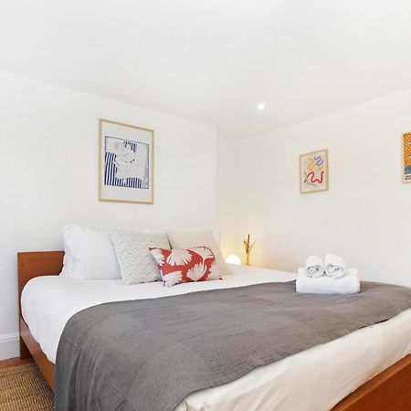 Bright, Stylish & Cosy 3-Bed Flat Near Mile End Appartement Londen Buitenkant foto
