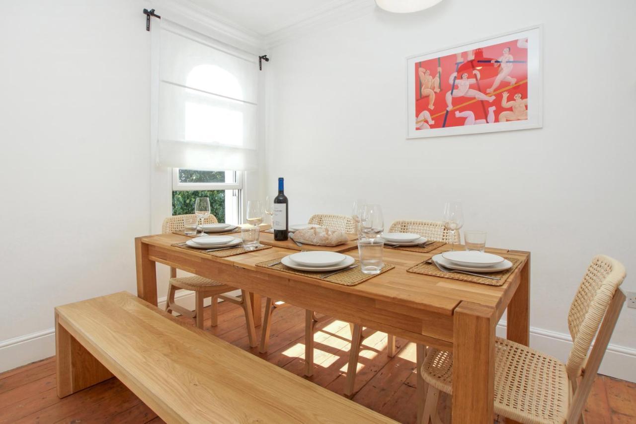 Bright, Stylish & Cosy 3-Bed Flat Near Mile End Appartement Londen Buitenkant foto